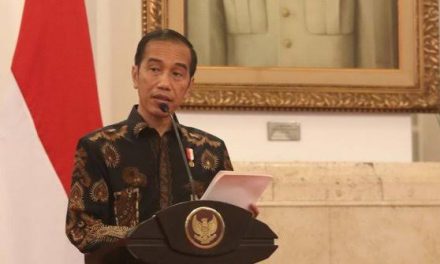 Presiden Jokowi Tetapkan Status Darurat Kesehatan karena Corona
